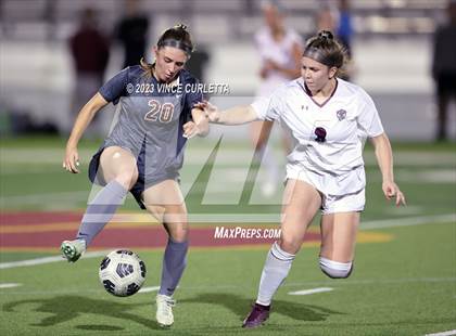 Thumbnail 2 in Round Rock @ Dripping Springs (UIL 6A Regional Quarterfinals) photogallery.