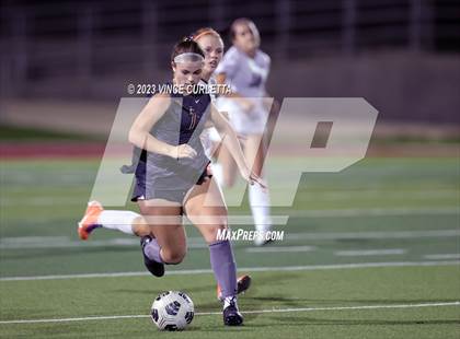 Thumbnail 3 in Round Rock @ Dripping Springs (UIL 6A Regional Quarterfinals) photogallery.