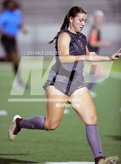 Thumbnail 2 in Round Rock @ Dripping Springs (UIL 6A Regional Quarterfinals) photogallery.
