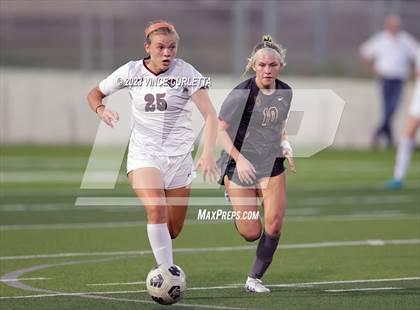 Thumbnail 2 in Round Rock @ Dripping Springs (UIL 6A Regional Quarterfinals) photogallery.