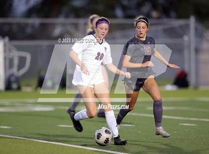 Thumbnail 3 in Round Rock @ Dripping Springs (UIL 6A Regional Quarterfinals) photogallery.