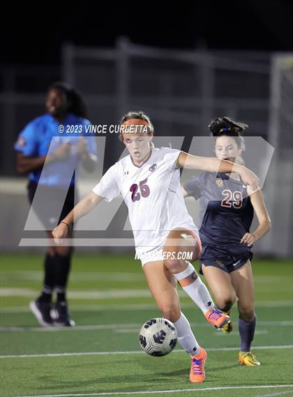 Thumbnail 1 in Round Rock @ Dripping Springs (UIL 6A Regional Quarterfinals) photogallery.