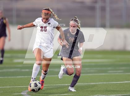Thumbnail 2 in Round Rock @ Dripping Springs (UIL 6A Regional Quarterfinals) photogallery.