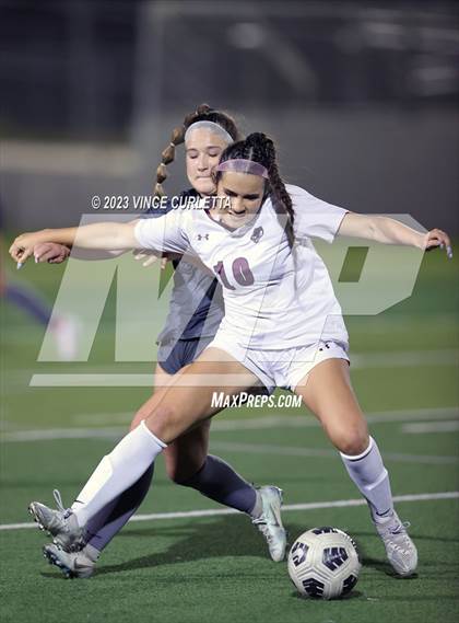 Thumbnail 2 in Round Rock @ Dripping Springs (UIL 6A Regional Quarterfinals) photogallery.