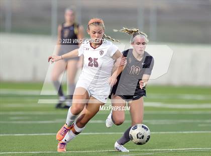 Thumbnail 1 in Round Rock @ Dripping Springs (UIL 6A Regional Quarterfinals) photogallery.