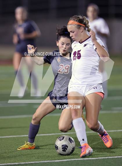 Thumbnail 2 in Round Rock @ Dripping Springs (UIL 6A Regional Quarterfinals) photogallery.