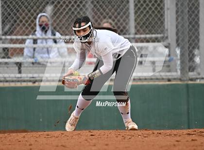 Thumbnail 3 in Clark vs Harlandale (NEISD Tournament) photogallery.