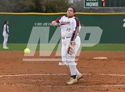 Thumbnail 3 in Clark vs Harlandale (NEISD Tournament) photogallery.