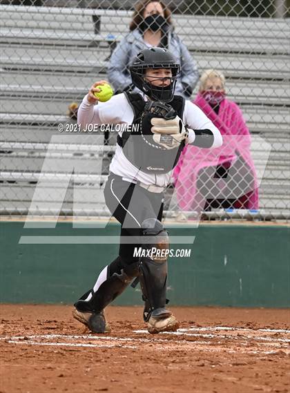 Thumbnail 1 in Clark vs Harlandale (NEISD Tournament) photogallery.