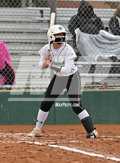 Thumbnail 3 in Clark vs Harlandale (NEISD Tournament) photogallery.