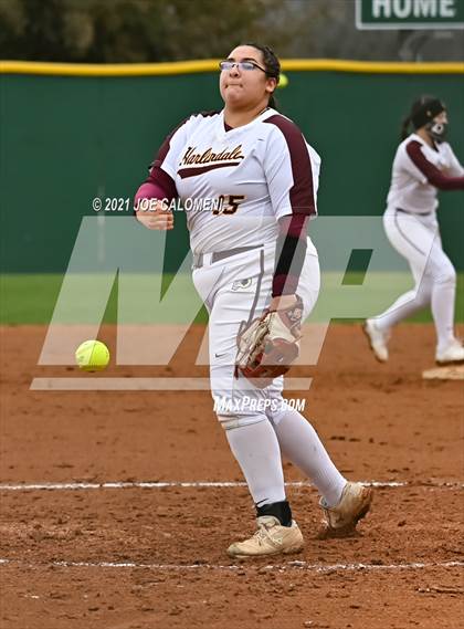 Thumbnail 2 in Clark vs Harlandale (NEISD Tournament) photogallery.