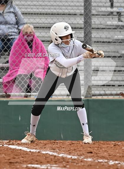 Thumbnail 3 in Clark vs Harlandale (NEISD Tournament) photogallery.