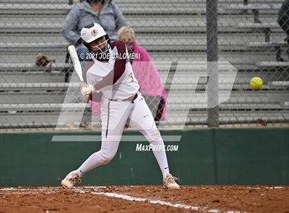 Thumbnail 3 in Clark vs Harlandale (NEISD Tournament) photogallery.