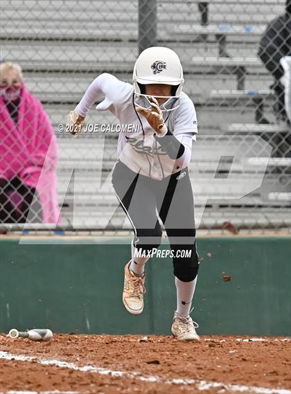 Thumbnail 2 in Clark vs Harlandale (NEISD Tournament) photogallery.