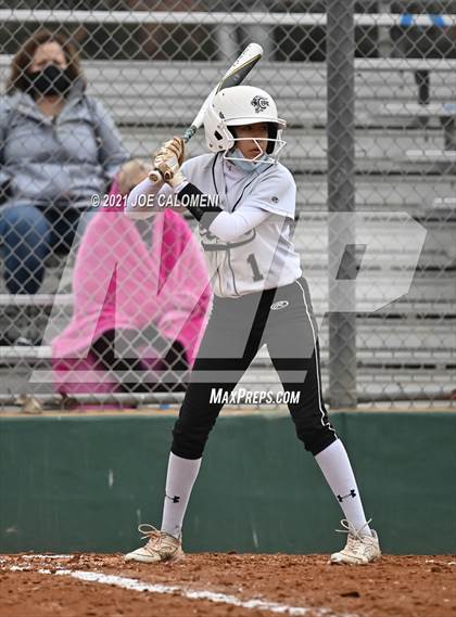 Thumbnail 2 in Clark vs Harlandale (NEISD Tournament) photogallery.