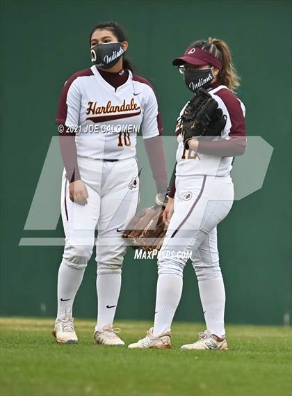 Thumbnail 3 in Clark vs Harlandale (NEISD Tournament) photogallery.