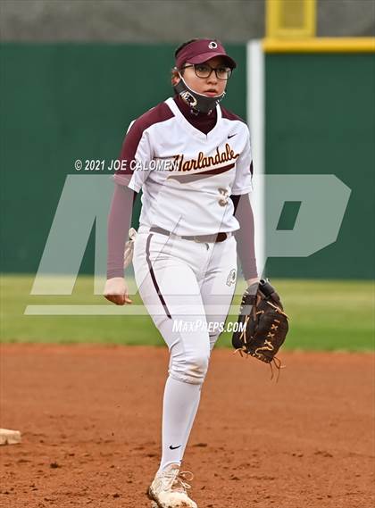 Thumbnail 1 in Clark vs Harlandale (NEISD Tournament) photogallery.