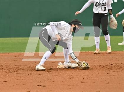 Thumbnail 1 in Clark vs Harlandale (NEISD Tournament) photogallery.