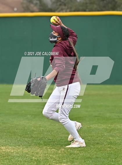 Thumbnail 2 in Clark vs Harlandale (NEISD Tournament) photogallery.