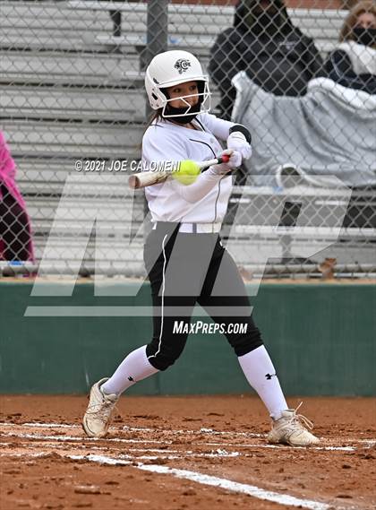 Thumbnail 2 in Clark vs Harlandale (NEISD Tournament) photogallery.