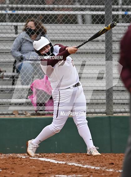 Thumbnail 2 in Clark vs Harlandale (NEISD Tournament) photogallery.