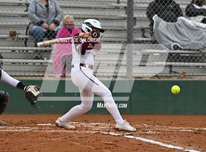 Thumbnail 3 in Clark vs Harlandale (NEISD Tournament) photogallery.