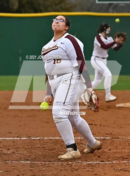 Thumbnail 1 in Clark vs Harlandale (NEISD Tournament) photogallery.
