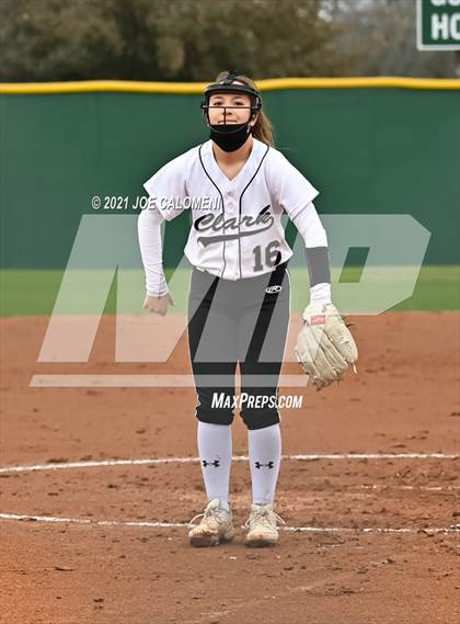 Thumbnail 1 in Clark vs Harlandale (NEISD Tournament) photogallery.
