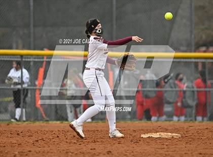 Thumbnail 1 in Clark vs Harlandale (NEISD Tournament) photogallery.