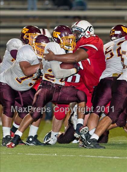 Thumbnail 2 in Glendora vs. West Covina photogallery.