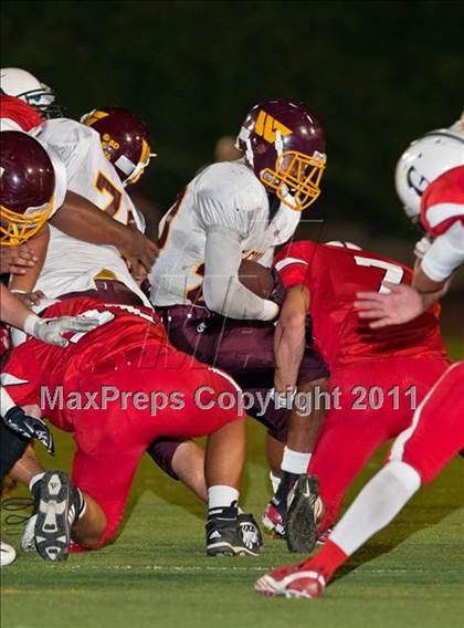 Thumbnail 2 in Glendora vs. West Covina photogallery.