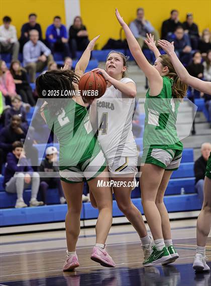 Thumbnail 1 in Irvington @ Pelham Memorial (NYSPHSAA Section 1 Class A Quarter Final) photogallery.