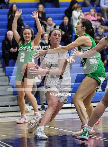 Thumbnail 2 in Irvington @ Pelham Memorial (NYSPHSAA Section 1 Class A Quarter Final) photogallery.
