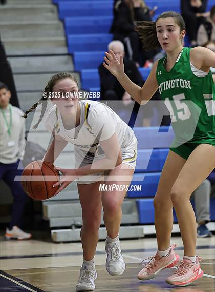 Thumbnail 3 in Irvington @ Pelham Memorial (NYSPHSAA Section 1 Class A Quarter Final) photogallery.