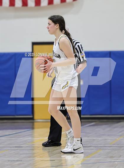 Thumbnail 2 in Irvington @ Pelham Memorial (NYSPHSAA Section 1 Class A Quarter Final) photogallery.