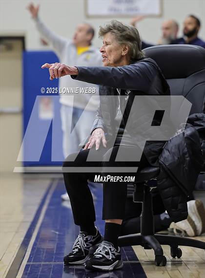 Thumbnail 1 in Irvington @ Pelham Memorial (NYSPHSAA Section 1 Class A Quarter Final) photogallery.