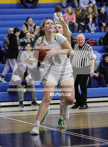 Thumbnail 3 in Irvington @ Pelham Memorial (NYSPHSAA Section 1 Class A Quarter Final) photogallery.