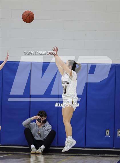 Thumbnail 2 in Irvington @ Pelham Memorial (NYSPHSAA Section 1 Class A Quarter Final) photogallery.