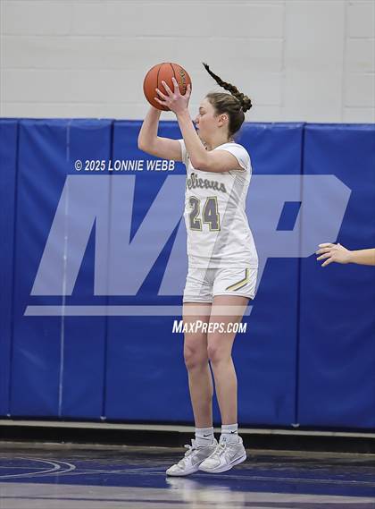 Thumbnail 2 in Irvington @ Pelham Memorial (NYSPHSAA Section 1 Class A Quarter Final) photogallery.