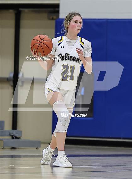 Thumbnail 1 in Irvington @ Pelham Memorial (NYSPHSAA Section 1 Class A Quarter Final) photogallery.