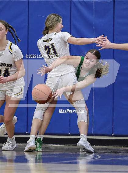 Thumbnail 3 in Irvington @ Pelham Memorial (NYSPHSAA Section 1 Class A Quarter Final) photogallery.