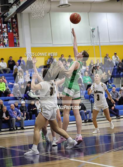 Thumbnail 2 in Irvington @ Pelham Memorial (NYSPHSAA Section 1 Class A Quarter Final) photogallery.