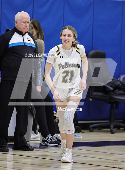 Thumbnail 2 in Irvington @ Pelham Memorial (NYSPHSAA Section 1 Class A Quarter Final) photogallery.