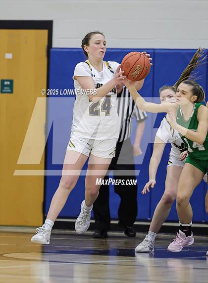 Thumbnail 3 in Irvington @ Pelham Memorial (NYSPHSAA Section 1 Class A Quarter Final) photogallery.