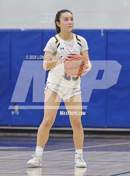 Thumbnail 1 in Irvington @ Pelham Memorial (NYSPHSAA Section 1 Class A Quarter Final) photogallery.