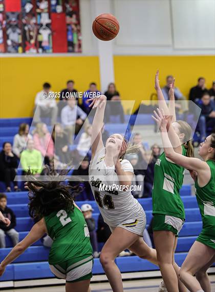 Thumbnail 1 in Irvington @ Pelham Memorial (NYSPHSAA Section 1 Class A Quarter Final) photogallery.