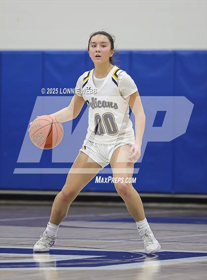Thumbnail 3 in Irvington @ Pelham Memorial (NYSPHSAA Section 1 Class A Quarter Final) photogallery.