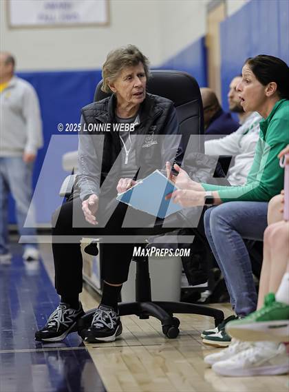 Thumbnail 3 in Irvington @ Pelham Memorial (NYSPHSAA Section 1 Class A Quarter Final) photogallery.