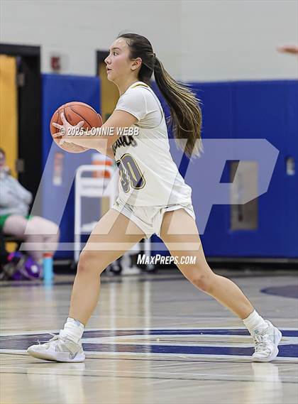 Thumbnail 1 in Irvington @ Pelham Memorial (NYSPHSAA Section 1 Class A Quarter Final) photogallery.
