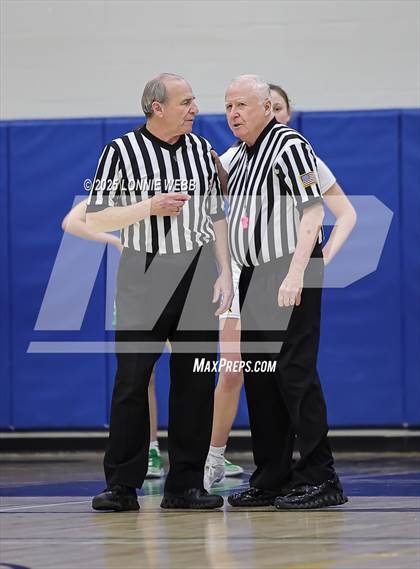 Thumbnail 3 in Irvington @ Pelham Memorial (NYSPHSAA Section 1 Class A Quarter Final) photogallery.